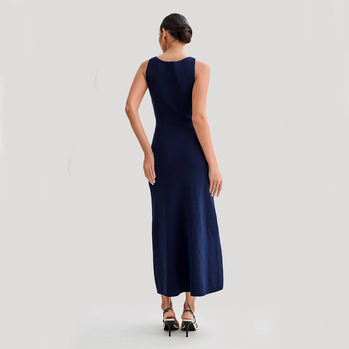 Robe Longue Élégante en Maille