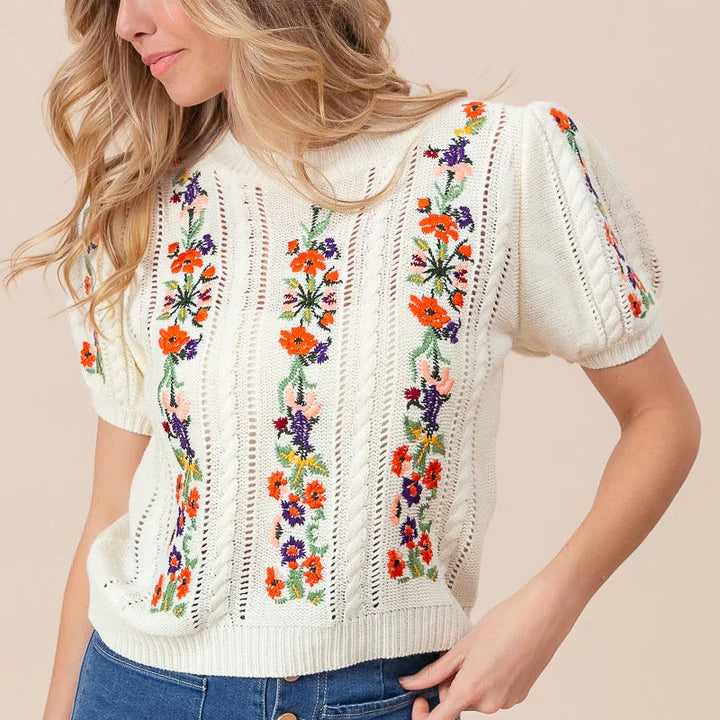 Top Tricoté avec Broderie de Fleurs